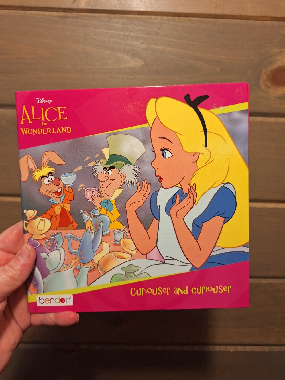 Disney Alice in Wonderland Pink & Blue Storybook